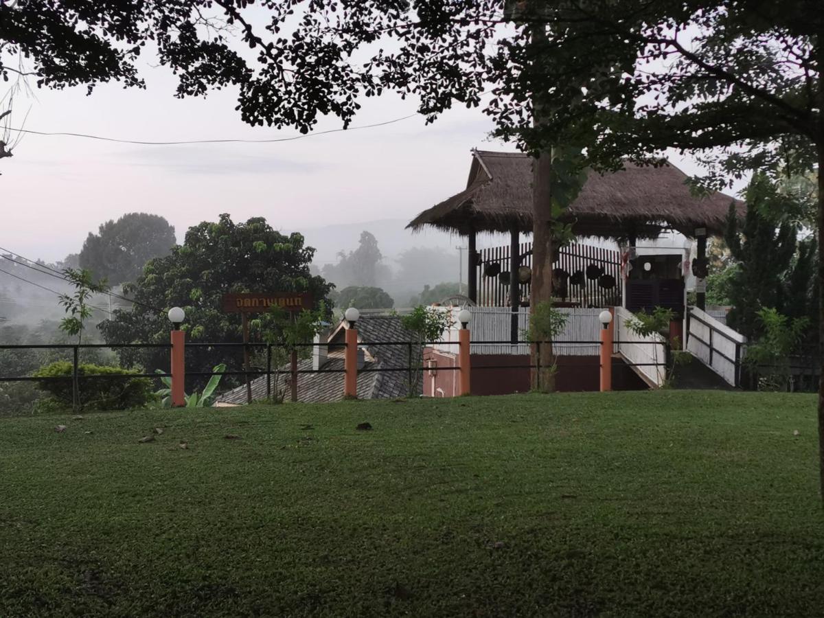 Mon Kiang-Dao Resort 치앙다오 외부 사진